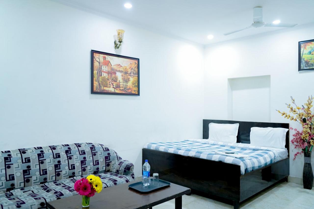 Hotel Tom - Jungpura Chruch Road 新德里 外观 照片