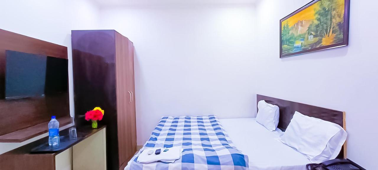 Hotel Tom - Jungpura Chruch Road 新德里 外观 照片