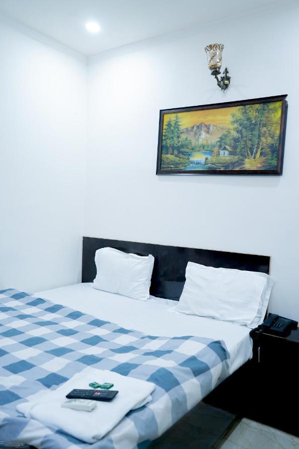 Hotel Tom - Jungpura Chruch Road 新德里 外观 照片
